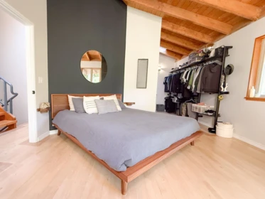 Primary Bedroom Photo of 901 Windjammer Road, Bowen Island, BC