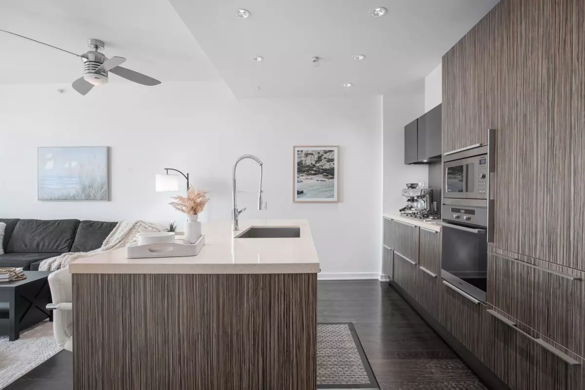 Family Room Photo of 901 1616 Columbia Street, Vancouver, BC