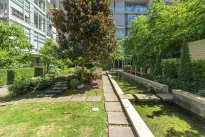 Backyard Photo of 901 1616 Columbia Street, Vancouver, BC