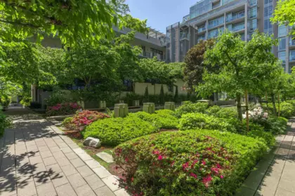 Front Yard Photo of 901 1616 Columbia Street, Vancouver, BC