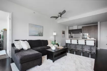Kitchen Island Photo of 901 1616 Columbia Street, Vancouver, BC