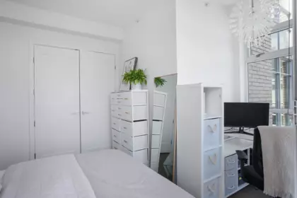 Walk-In Closet Photo of 901 1616 Columbia Street, Vancouver, BC