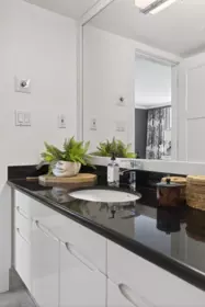 Mudroom Photo of 608 560 Cardero Street, Vancouver, BC