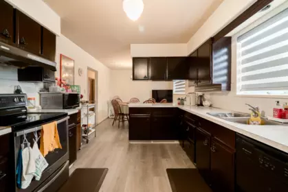Mudroom Photo of 437 E 55th Avenue, Vancouver, BC
