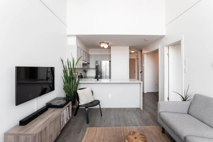 Kitchen Island Photo of 327 418 E Broadway, Vancouver, BC
