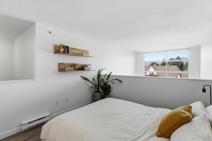 Loft / Bonus Room Photo of 327 418 E Broadway, Vancouver, BC