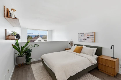 Office / Den Photo of 327 418 E Broadway, Vancouver, BC