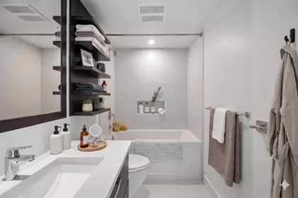 Mudroom Photo of 603 958 Ridgeway Avenue, Coquitlam, BC