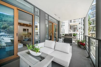 Loft / Bonus Room Photo of 301 6697 Nelson Avenue, West Vancouver, BC
