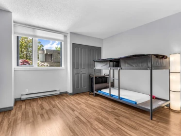 202 3980 Carrigan Court, Burnaby, BC, Burnaby — Apartment/Condo for sale