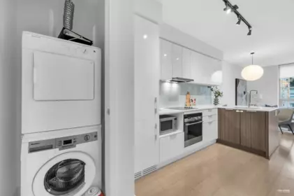 Powder Room Photo of 1605 1308 Hornby Street, Vancouver, BC