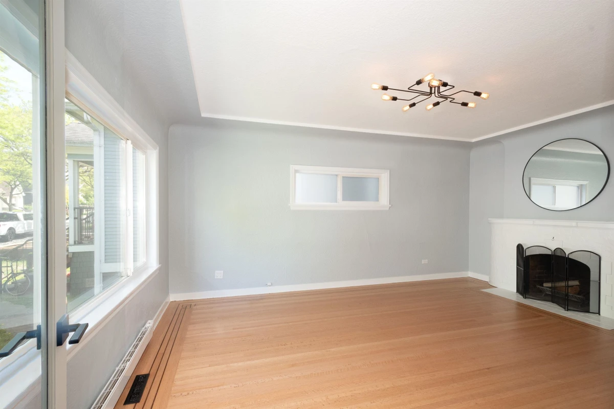 Family Room Photo of 3120 Turner Street, Vancouver, BC