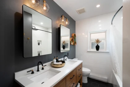 Mudroom Photo of 3120 Turner Street, Vancouver, BC