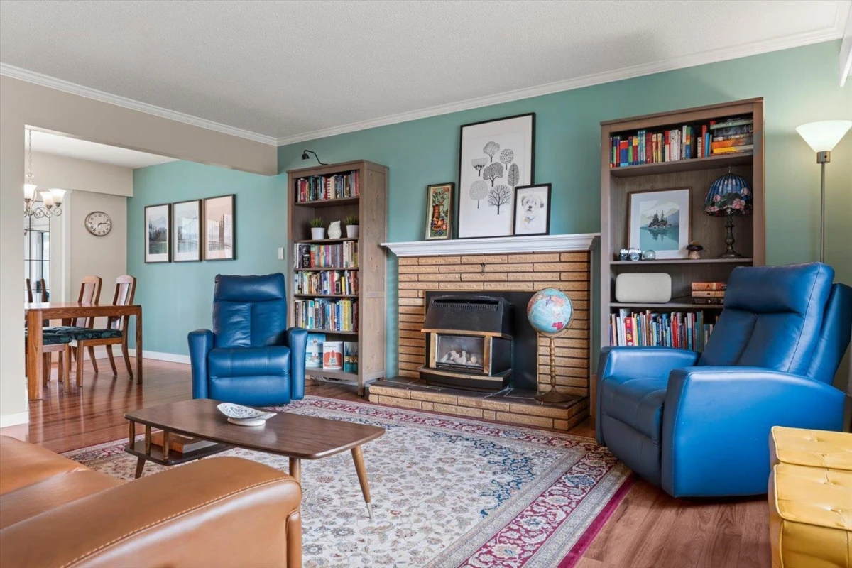 Family Room Photo of 34452 York Avenue, Abbotsford, BC