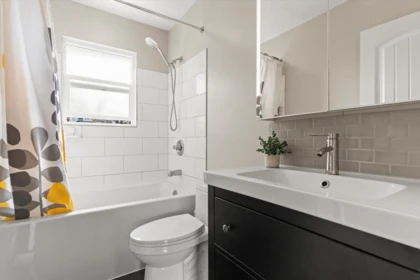 Basement Recreation Room Photo of 34452 York Avenue, Abbotsford, BC