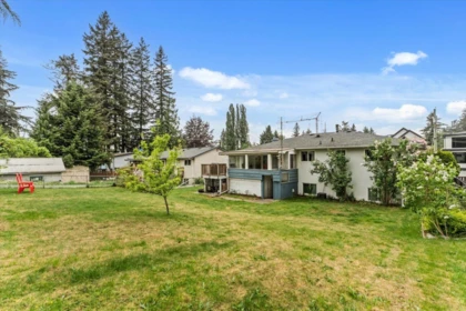 Hot Tub / Spa Photo of 34452 York Avenue, Abbotsford, BC