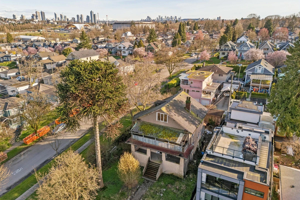 Family Room Photo of 2798 Yale Street, Vancouver, BC