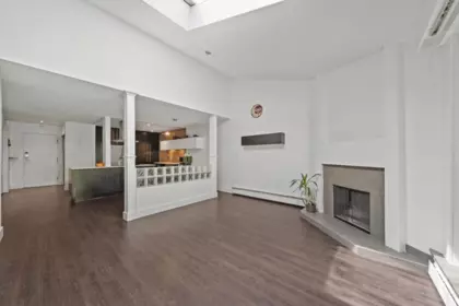 304 141 W 13th Street, North Vancouver, BC, North Vancouver — Apartment/Condo for sale