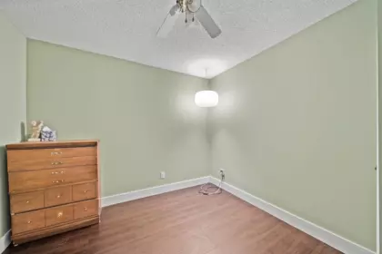 Powder Room Photo of 304 141 W 13th Street, North Vancouver, BC