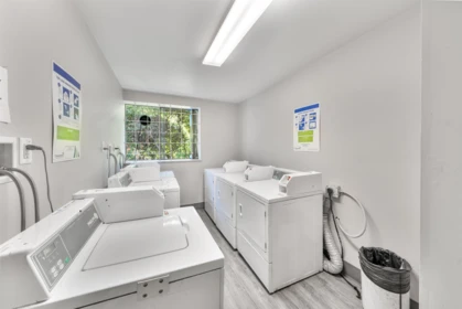 Bedroom 3 Photo of 203 211 W 3rd Street, North Vancouver, BC