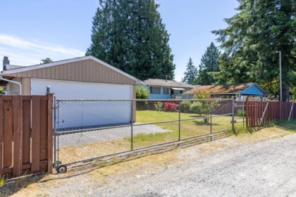 Swimming Pool Photo of 3371 Vincent Street, Port Coquitlam, BC