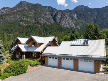 7744 Owl Ridge Road, Mount Currie, BC, Mount Currie — Single Family Residence for sale
