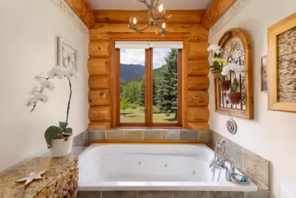 Guest Bathroom Photo of 7744 Owl Ridge Road, Mount Currie, BC