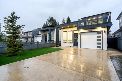 7962 Edmonds Street, Burnaby, BC, Burnaby — Half Duplex for sale