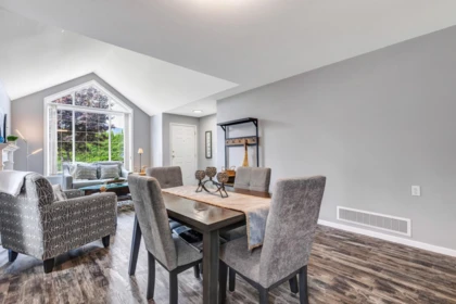 Kitchen Island Photo of 12 1548 Mackay Crescent, Agassiz, BC