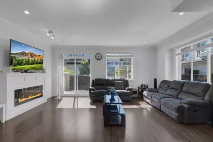 113 13898 64 Avenue, Surrey, BC, Surrey — Townhouse for sale