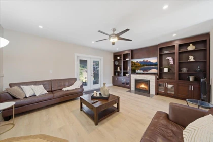 Entry Foyer Photo of 2893 Delahaye Drive, Coquitlam, BC