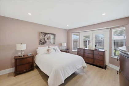 Guest Bathroom Photo of 2893 Delahaye Drive, Coquitlam, BC