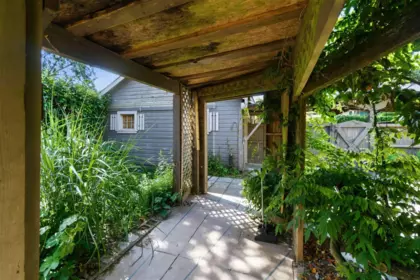 Backyard Photo of 205 Fourth Avenue, New Westminster, BC