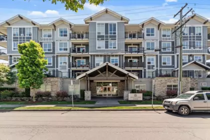 104 45630 Spadina Avenue, Chilliwack, BC, Chilliwack — Apartment/Condo for sale
