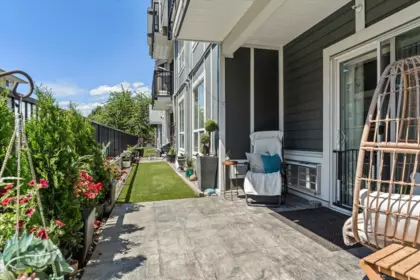 Powder Room Photo of 104 45630 Spadina Avenue, Chilliwack, BC