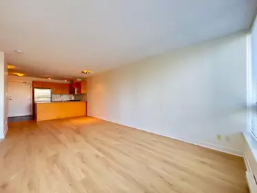 Kitchen Photo of 602 7575 Alderbridge Way, Richmond, BC