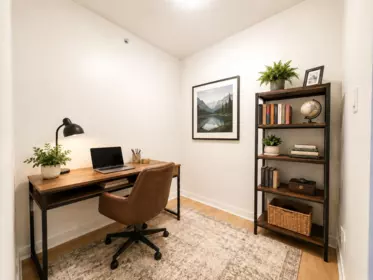 Walk-In Closet Photo of 602 7575 Alderbridge Way, Richmond, BC