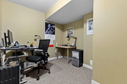 Hot Tub / Spa Photo of 7481 147 Street, Surrey, BC