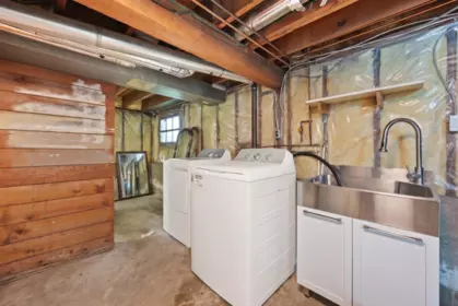 Basement Recreation Room Photo of 3079 Crown Street, Vancouver, BC