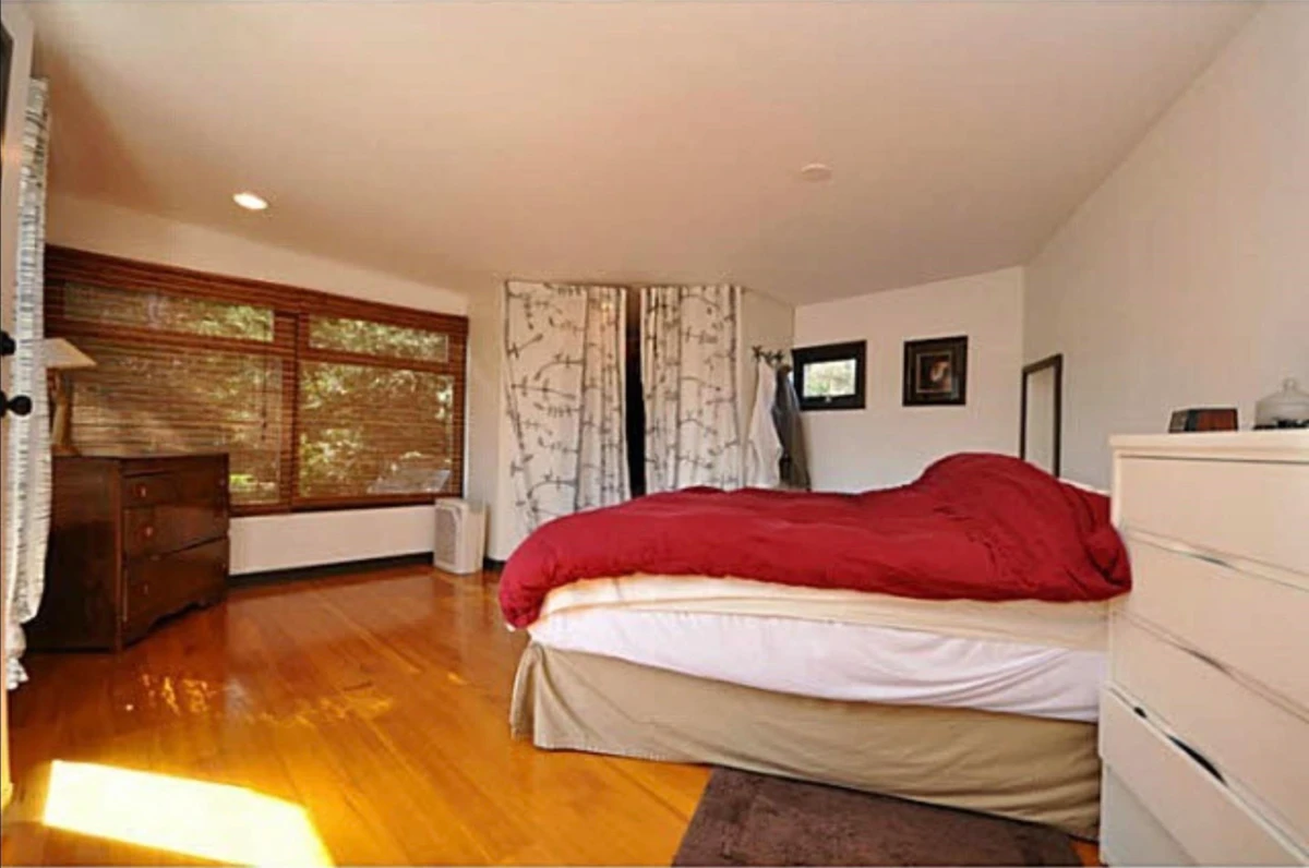 Living Room Photo of 937 Underhill Drive, Delta, BC