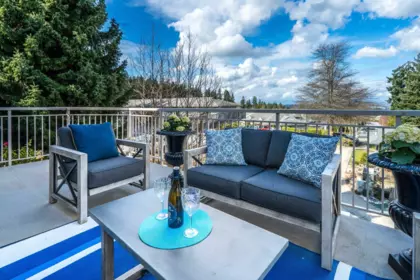 Front Yard Photo of 98 2533 152 Street, Surrey, BC
