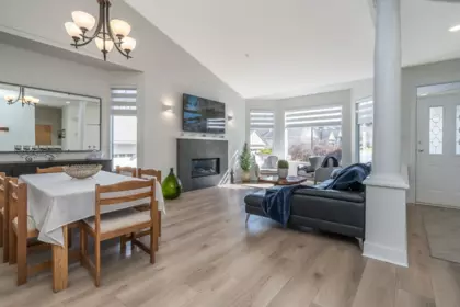 Kitchen Island Photo of 98 2533 152 Street, Surrey, BC
