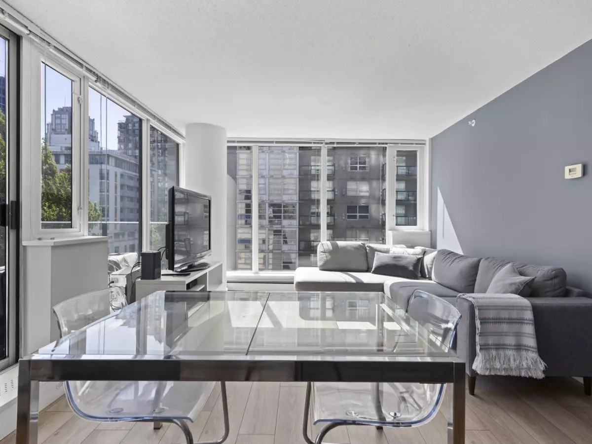 Dining Area Photo of 506 1325 Rolston Street, Vancouver, BC