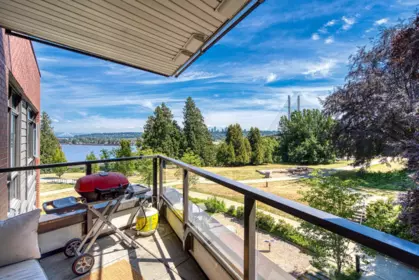 Garden / Landscaping Photo of 303 20 E Royal Avenue, New Westminster, BC