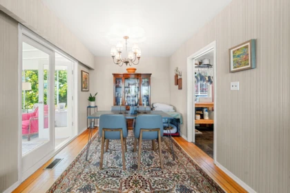 Breakfast Nook Photo of 674 Blueridge Avenue, North Vancouver, BC
