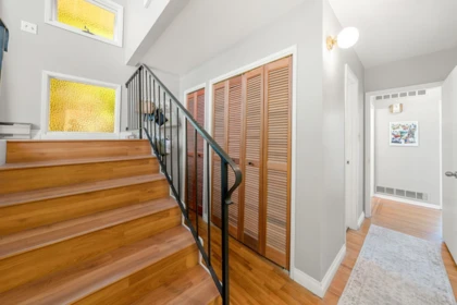 Entry Foyer Photo of 674 Blueridge Avenue, North Vancouver, BC