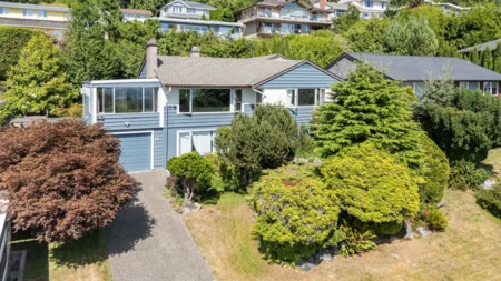 674 Blueridge Avenue, North Vancouver, BC, North Vancouver — Single Family Residence for sale