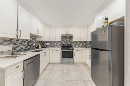 Kitchen Photo of 13111 73a Avenue, Surrey, BC