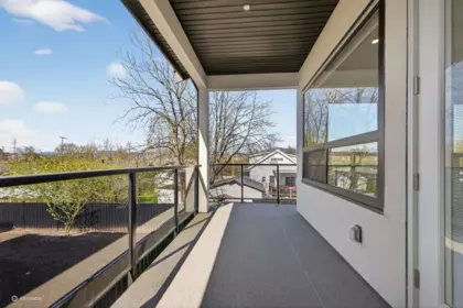 Entry Foyer Photo of 12927 115a Avenue, Surrey, BC