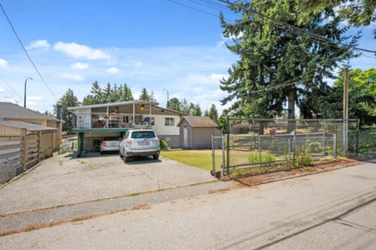 Laundry Room Photo of 1457 SE Marine Drive, Vancouver, BC